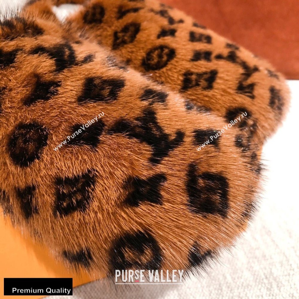 Louis Vuitton Monogram Mink Fur Dreamy Flat Loafers Brown 2020 (kaola-20102812)