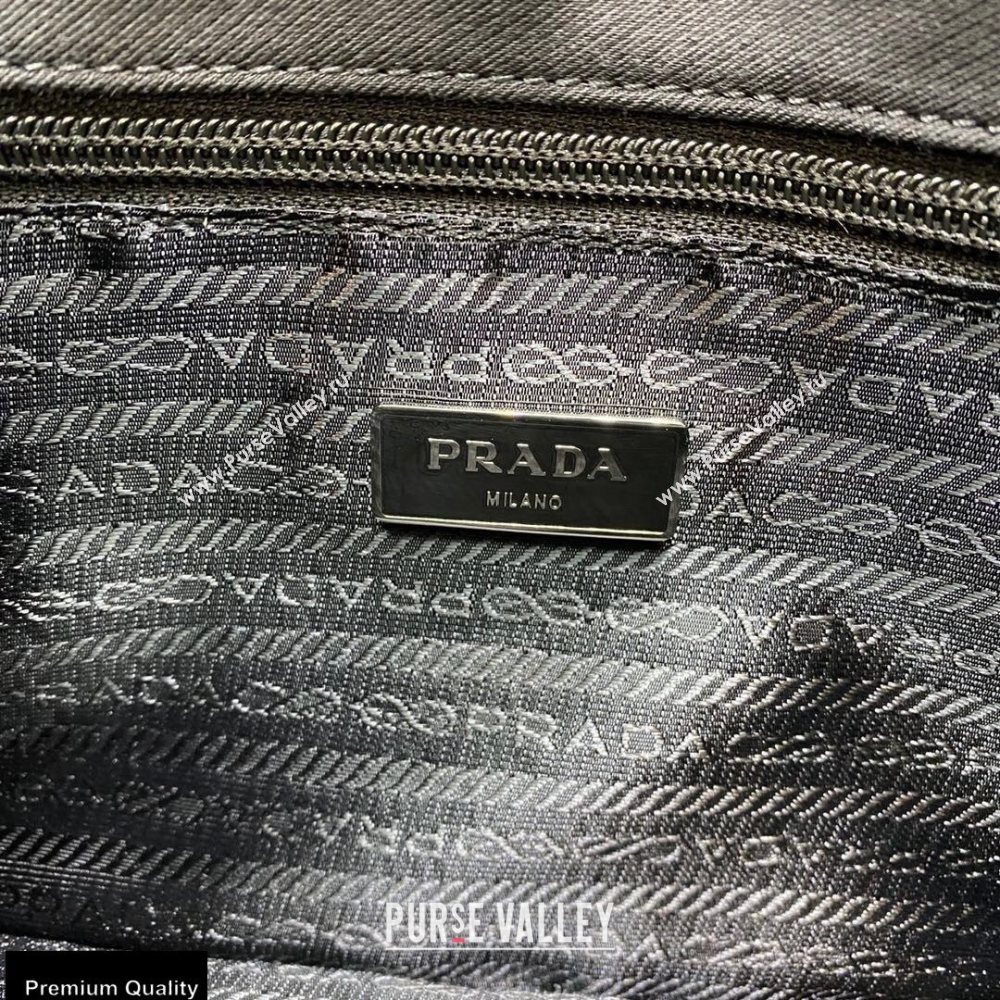 Prada Vintage Chain Shoulder Bag 6671 Fabric Black 2020 (weipin-20110602)