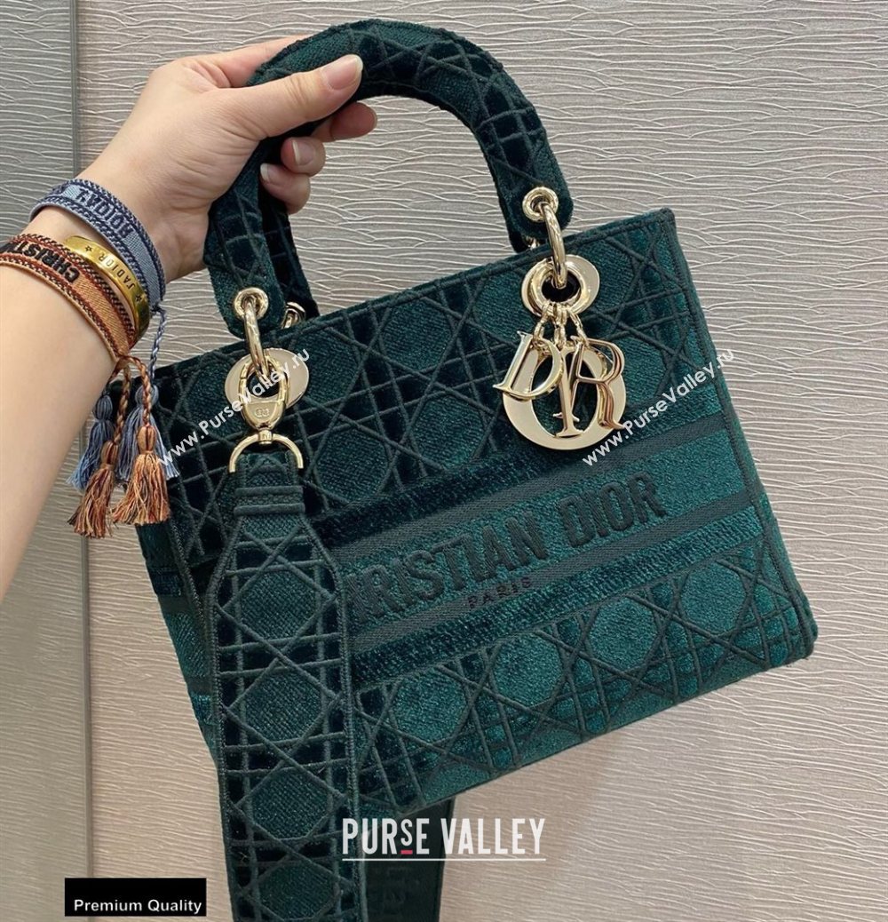Lady Dior Medium D-Lite Bag in Cannage Embroidered Velvet Green 2020 (vivi-20111113 )