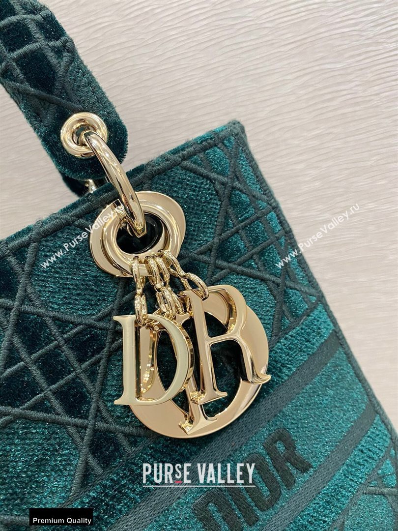 Lady Dior Medium D-Lite Bag in Cannage Embroidered Velvet Green 2020 (vivi-20111113 )