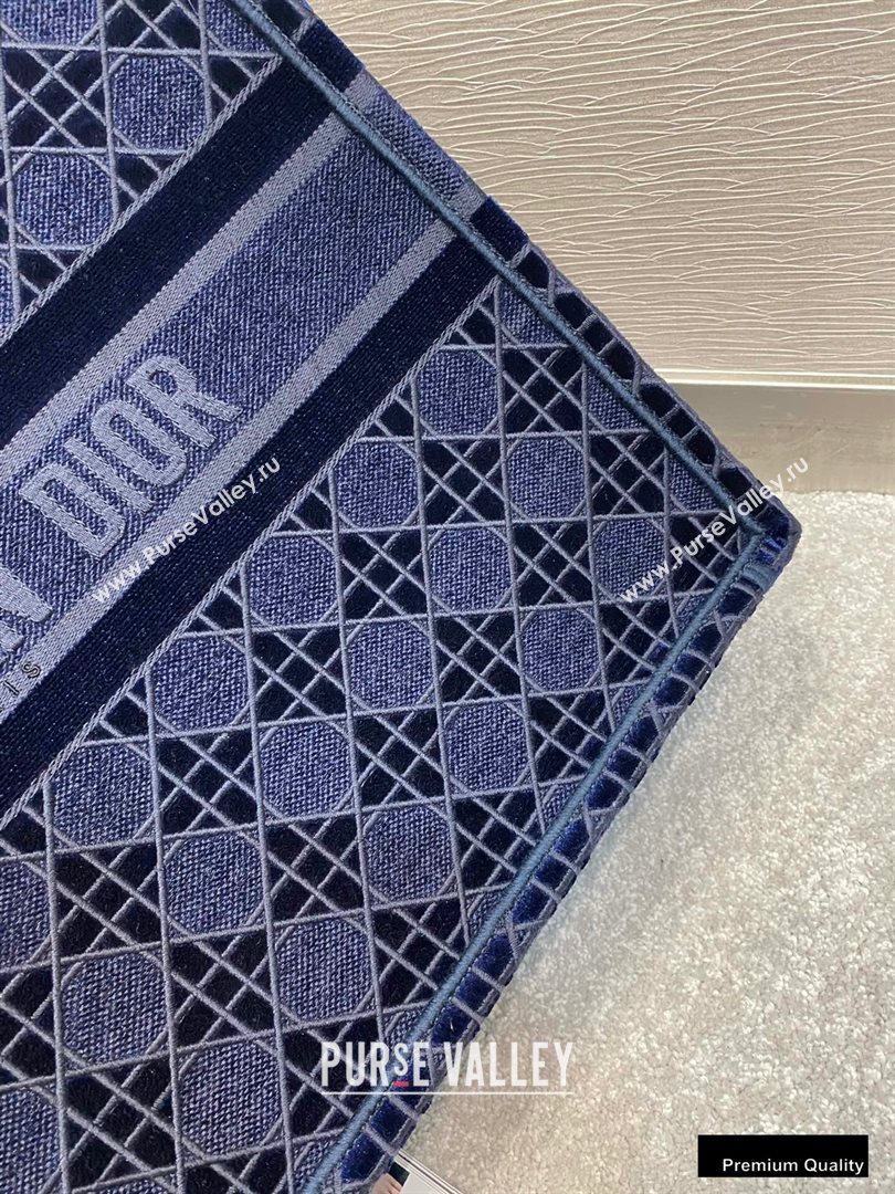 Dior Book Tote Bag in Cannage Embroidered Velvet Blue 2020 (vivi-20111107 )