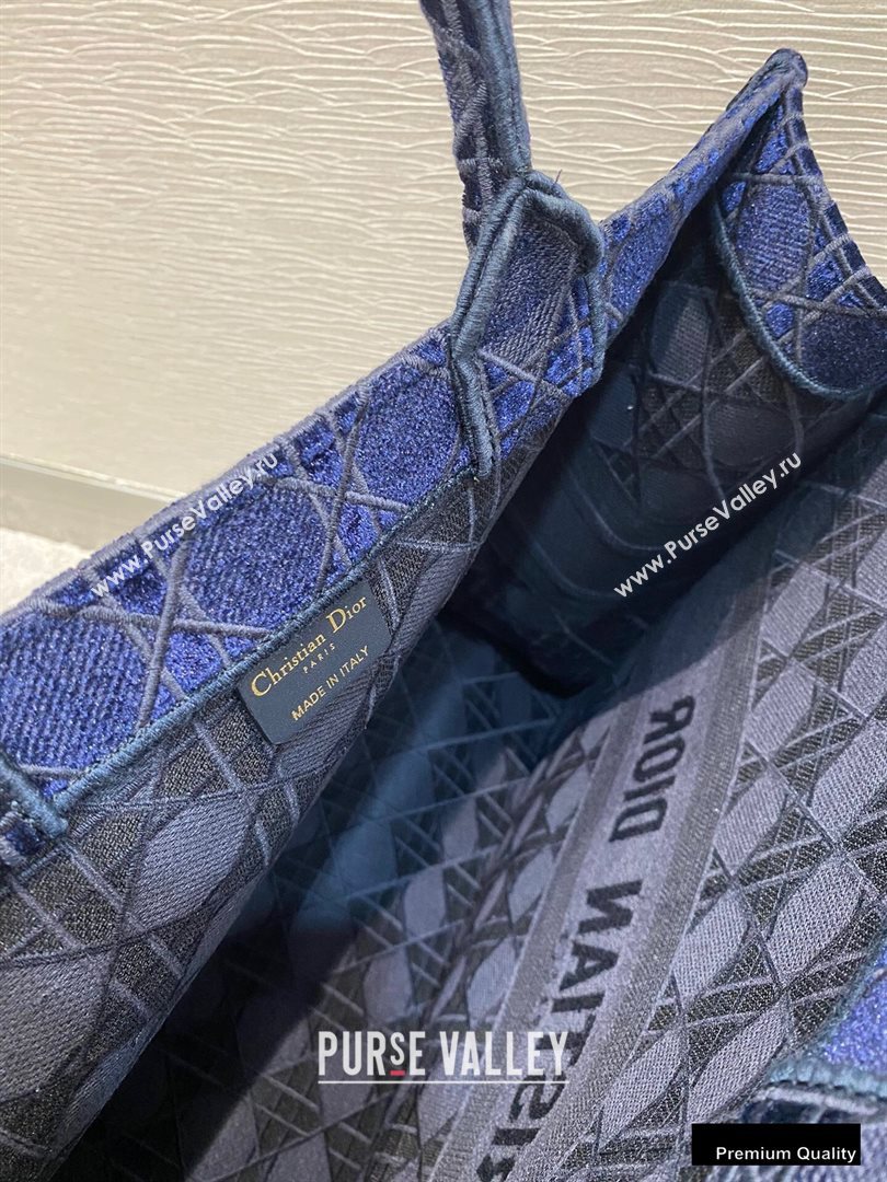 Dior Book Tote Bag in Cannage Embroidered Velvet Blue 2020 (vivi-20111107 )