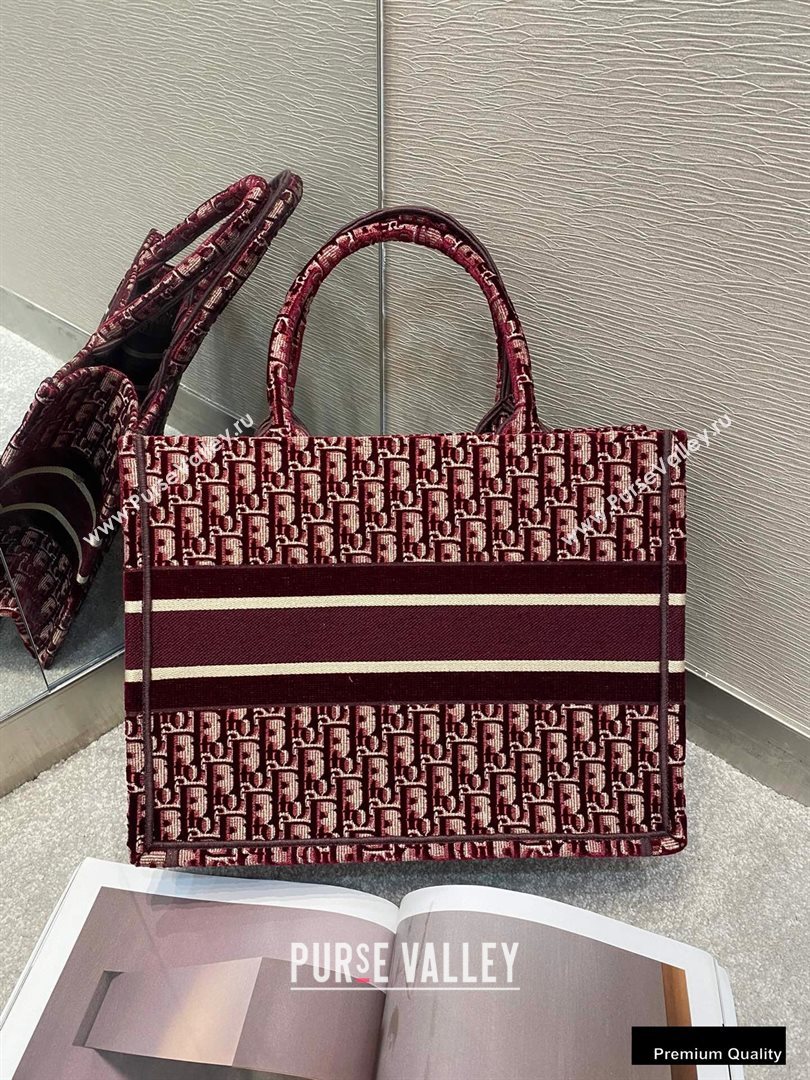 Dior Small Book Tote Bag in Oblique Embroidered Velvet Burgundy 2020 (vivi-20102303 )