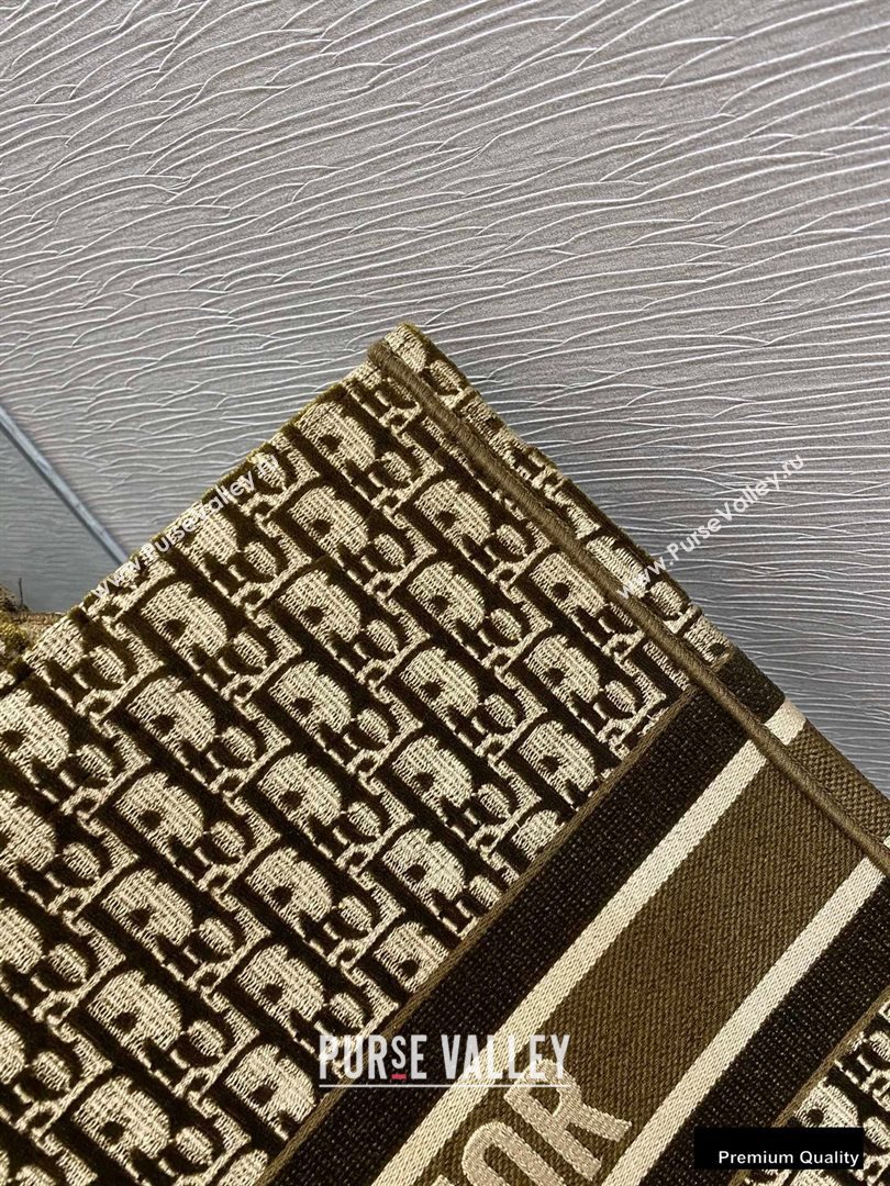 Dior Book Tote Bag in Oblique Embroidered Velvet Brown 2020 (vivi-20111101 )