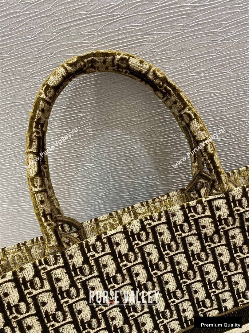 Dior Book Tote Bag in Oblique Embroidered Velvet Brown 2020 (vivi-20111101 )