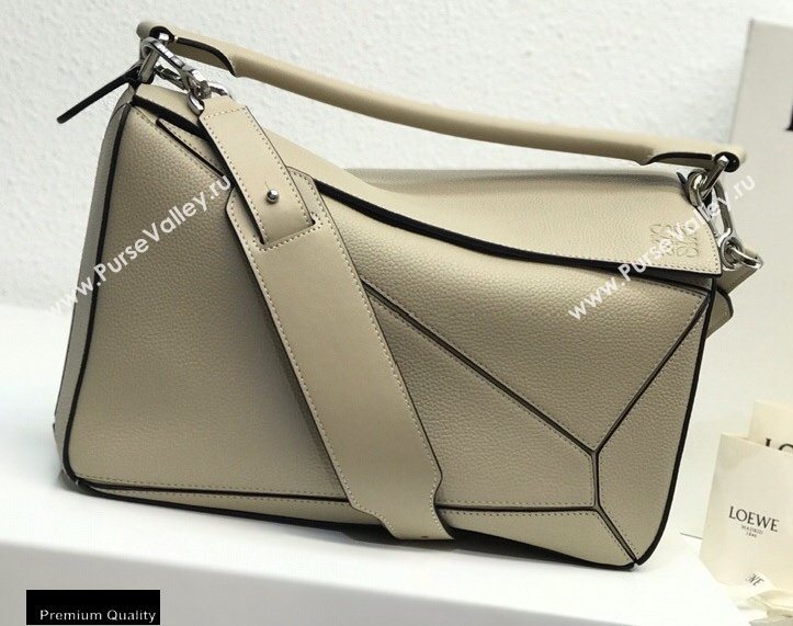 Loewe Classic Calf Puzzle Medium Bag LP09 (nana-20111709)