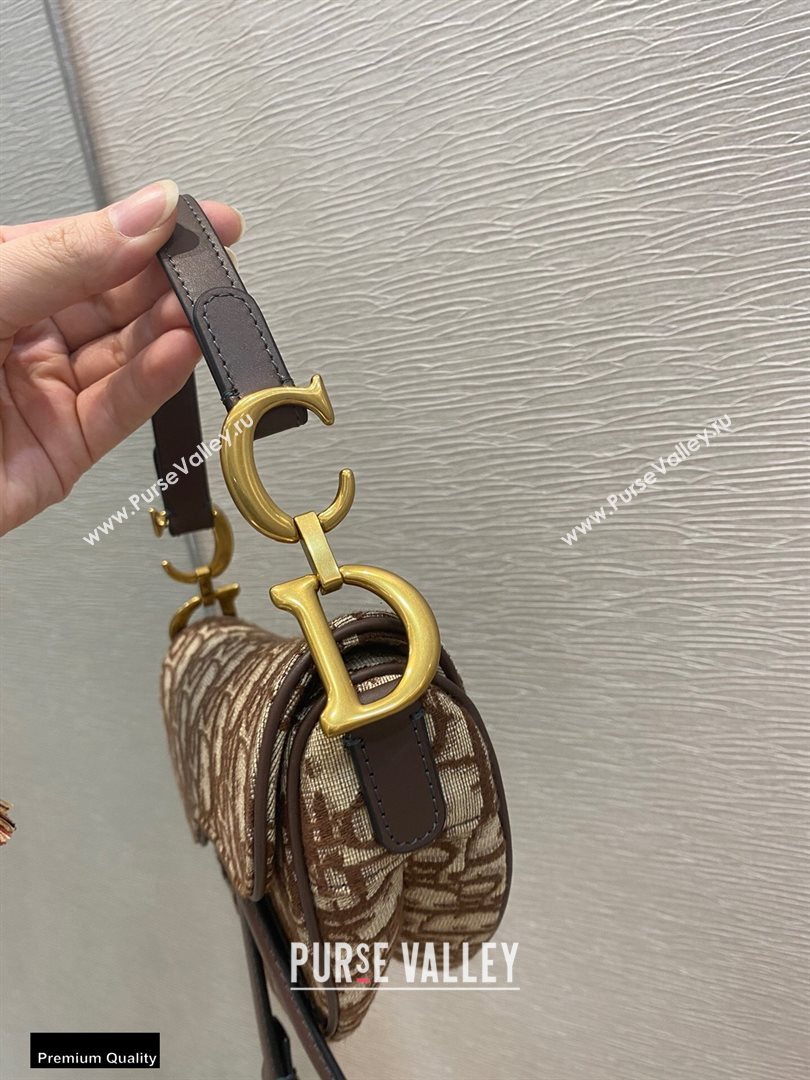 Dior Mini Saddle Bag in Oblique Jacquard Brown (vivi-20112511)