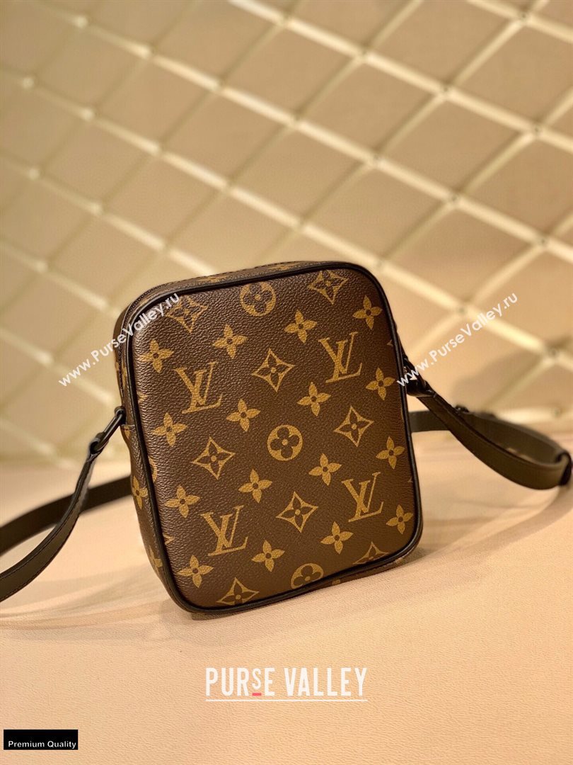 Louis Vuitton Christopher Wearable Wallet M69404 Monogram Canvas 2020 (kiki-20120129)