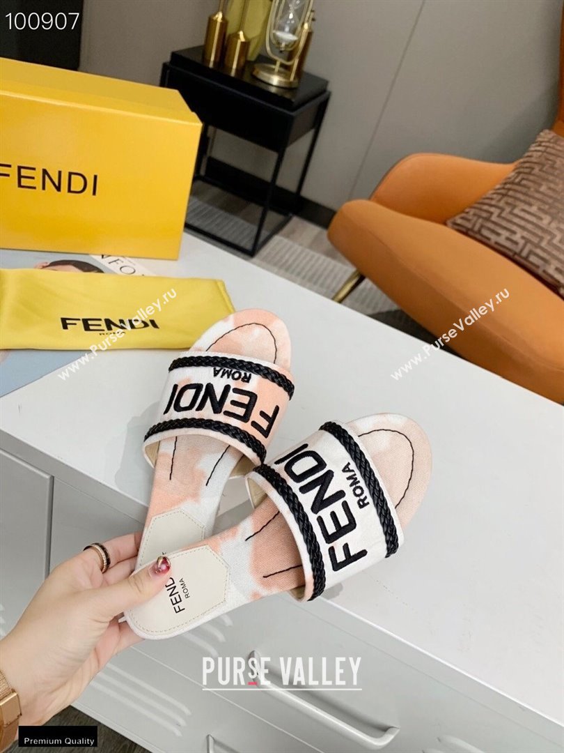 Fendi Canvas Signature Slides 01 2021 (modeng-21030437)