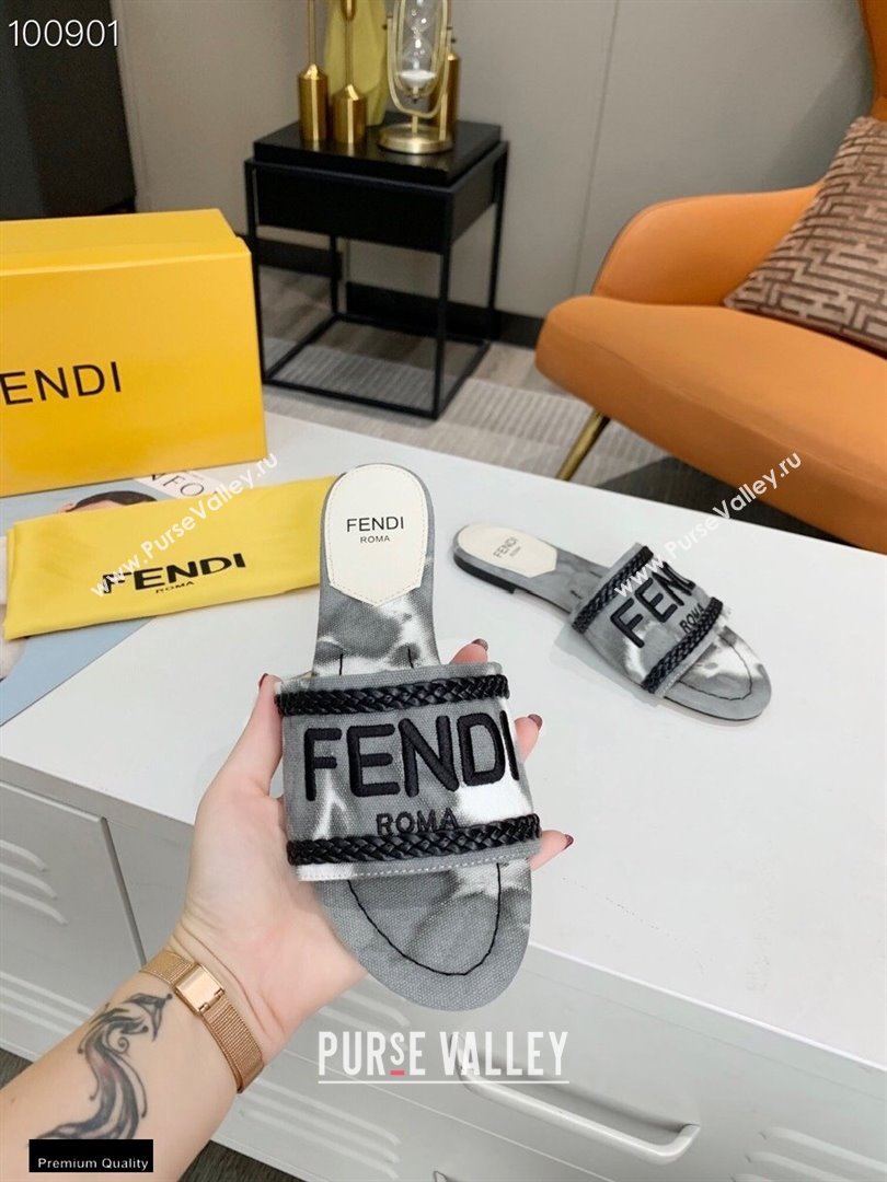 Fendi Canvas Signature Slides 05 2021 (modeng-21030441)