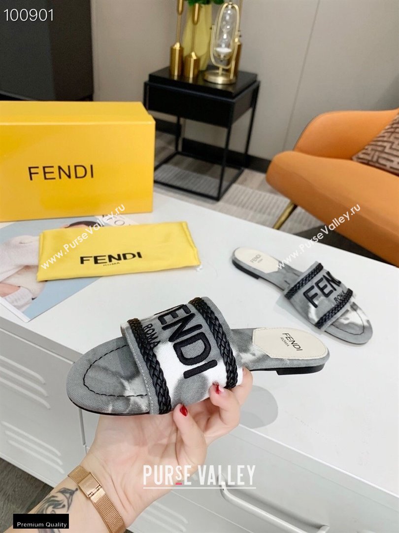 Fendi Canvas Signature Slides 05 2021 (modeng-21030441)