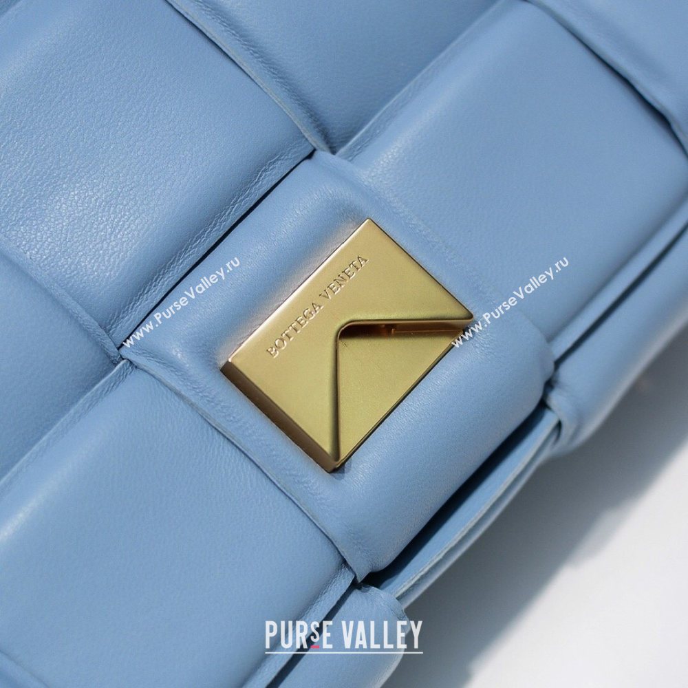 Bottega Veneta Nappa Padded Cassette Crossbody Bag Baby Blue (misu-20121801)