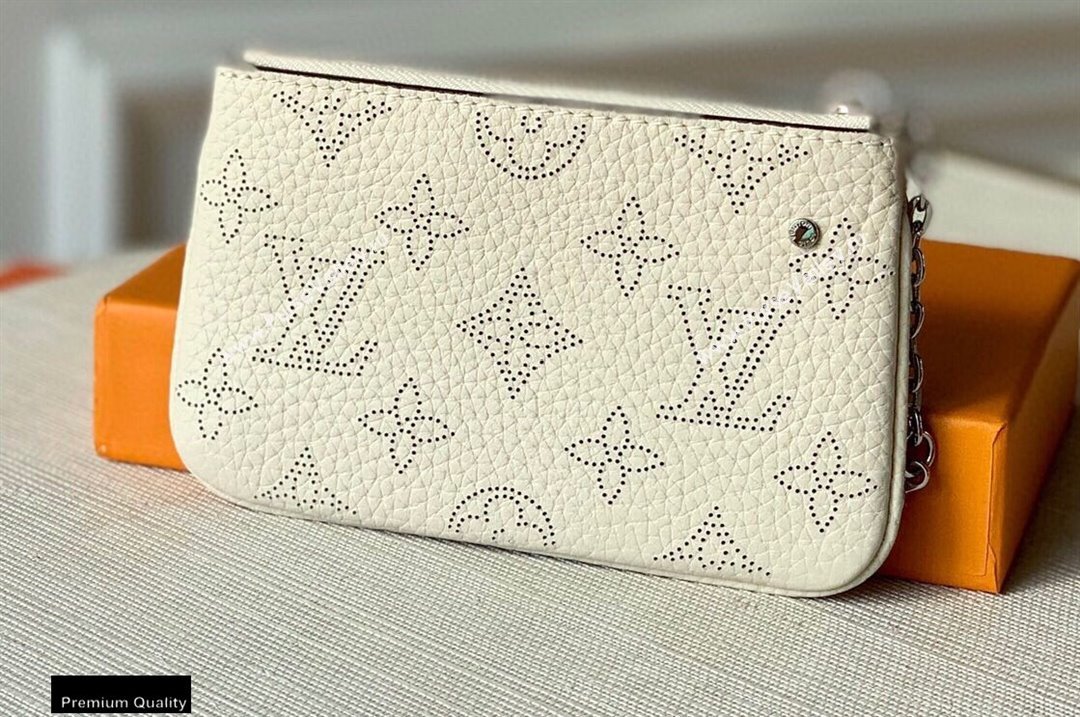 Louis Vuitton Mahina Leather Key Pouch Creme Beige (kiki-20123148)