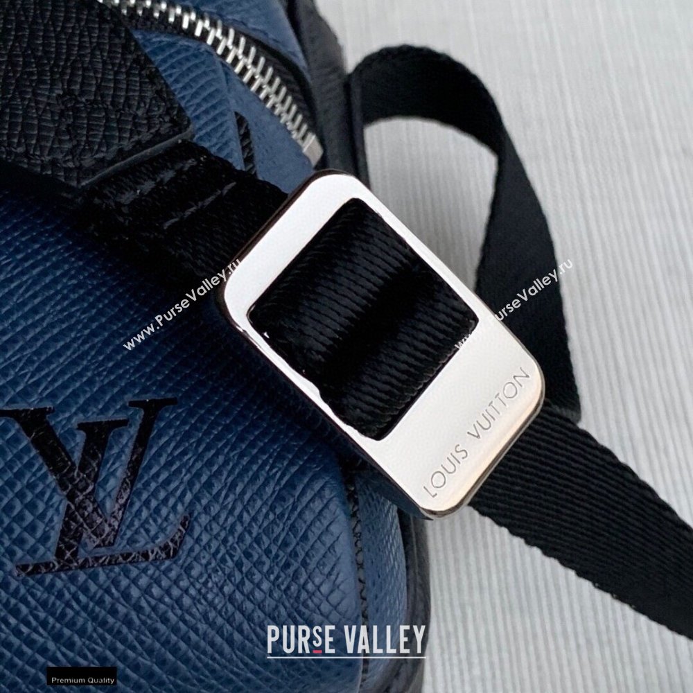 Louis Vuitton Taiga Leather Outdoor Messenger Bag M30703 (kiki-20123128)