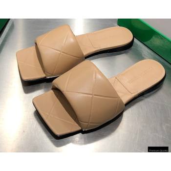 Bottega Veneta Square Sole Quilted The Rubber Lido Flat Slides Sandals Beige 2021 (modeng-21010471)