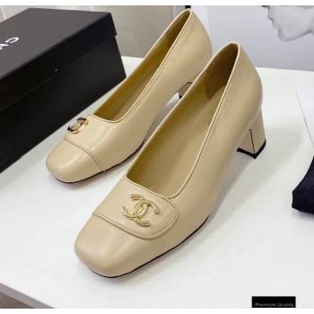 Chanel Heel 5cm CC Logo Pumps Beige Runway 2021 (modeng-21010711)