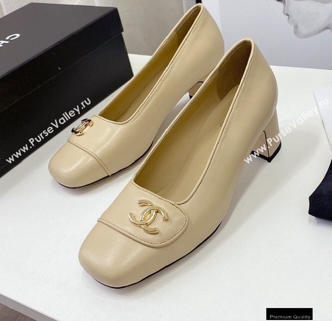 Chanel Heel 5cm CC Logo Pumps Beige Runway 2021 (modeng-21010711)