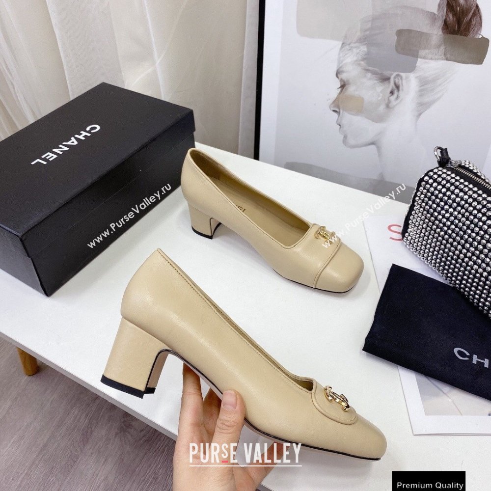 Chanel Heel 5cm CC Logo Pumps Beige Runway 2021 (modeng-21010711)