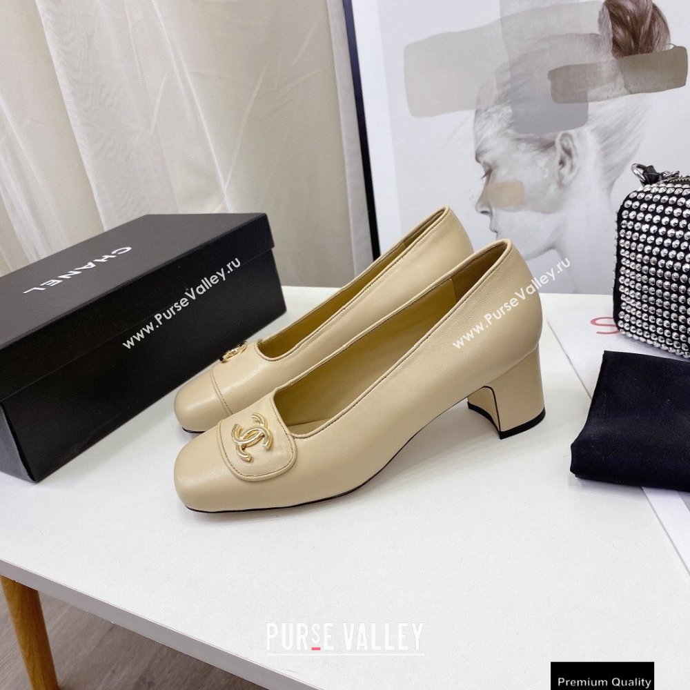 Chanel Heel 5cm CC Logo Pumps Beige Runway 2021 (modeng-21010711)