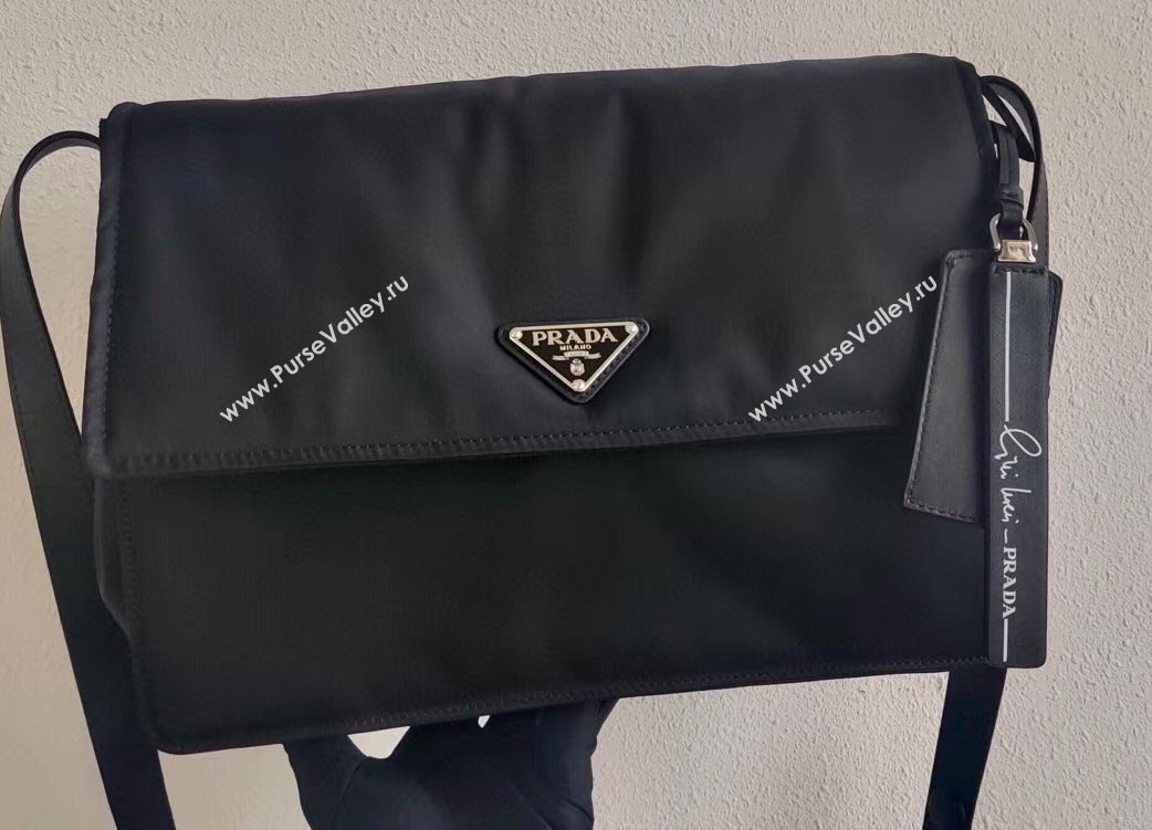 Prada Medium Padded Nylon Shoulder Bag 1BD255 Black 2021 (ziyin-21011110)