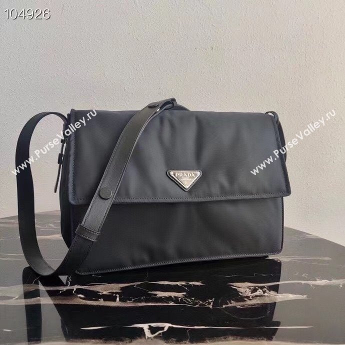 Prada Medium Padded Nylon Shoulder Bag 1BD255 Black 2021 (ziyin-21011110)