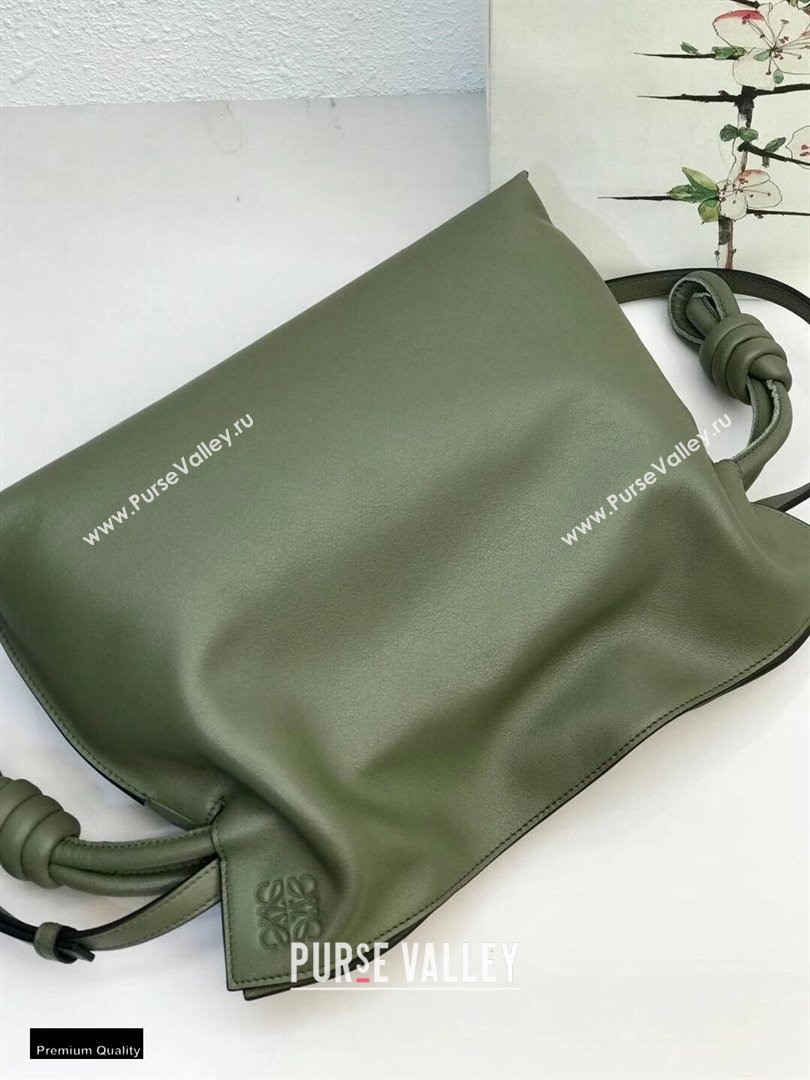 Loewe Medium Flamenco Clutch Bag in Nappa Calfskin Army Green (yongsheng-21011305)