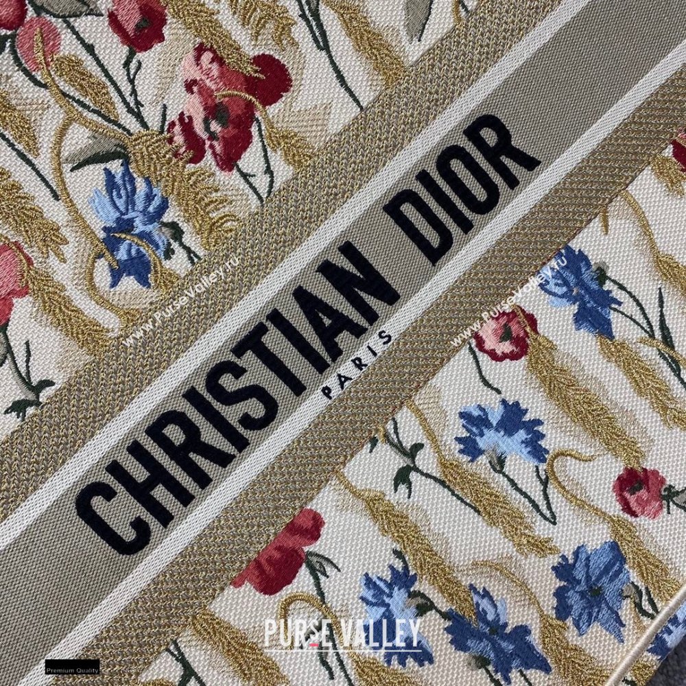 Dior Book Tote Bag in Beige Multicolor Hibiscus Metallic Thread Embroidery 2021 (vivi-2112302)