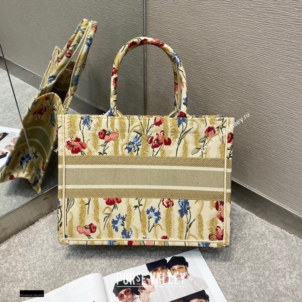 Dior Small Book Tote Bag in Beige Multicolor Hibiscus Metallic Thread Embroidery 2021 (vivi-2112303)