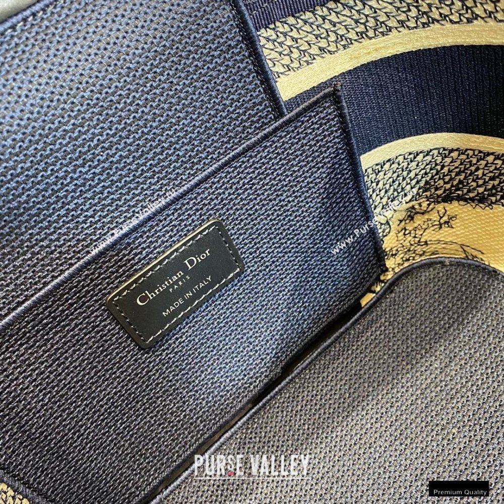 Dior Diortravel Vanity Case Bag in Blue Toile de Jouy Embroidery 2021 (vivi-21012304)