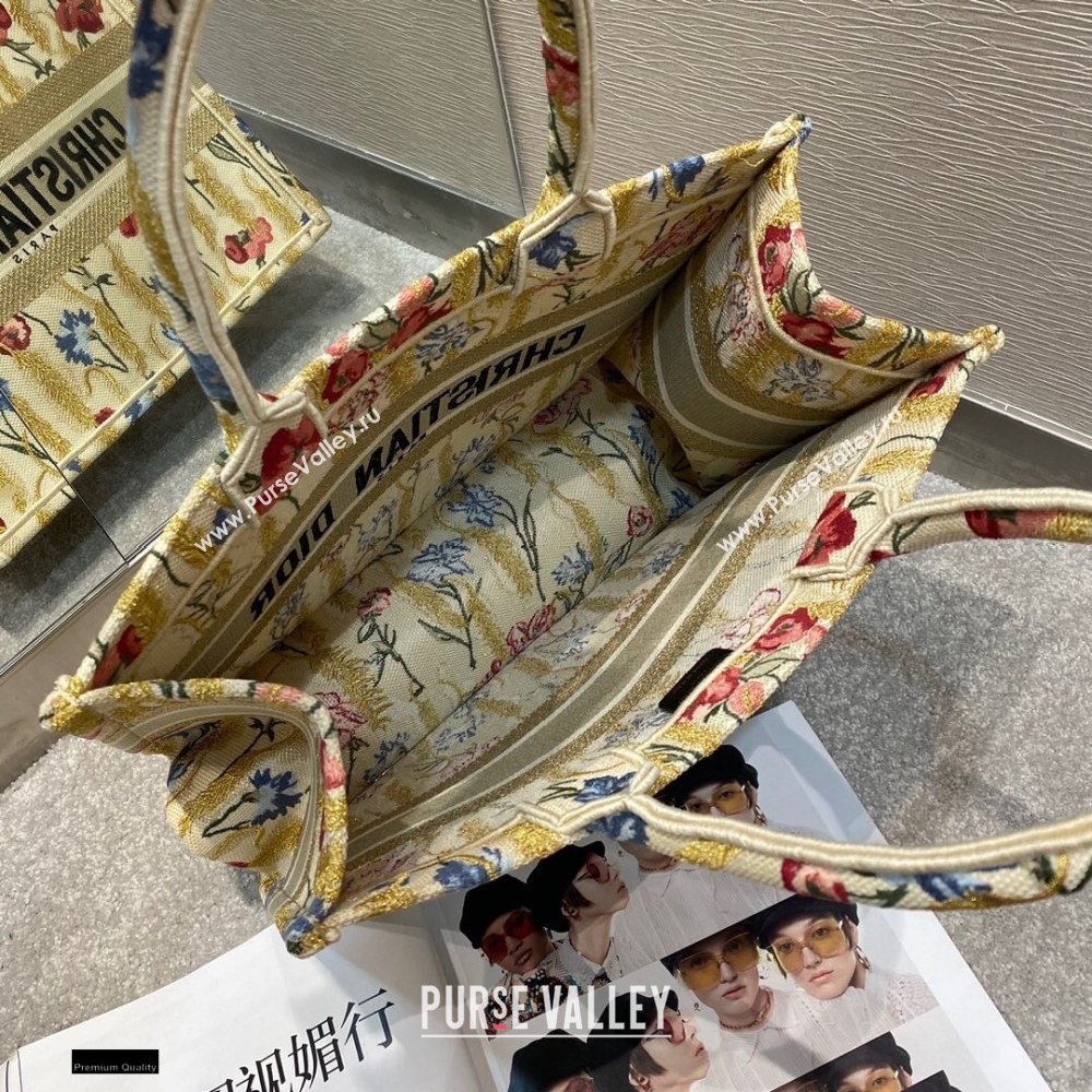 Dior Small Book Tote Bag in Beige Multicolor Hibiscus Metallic Thread Embroidery 2021 (vivi-2112303)