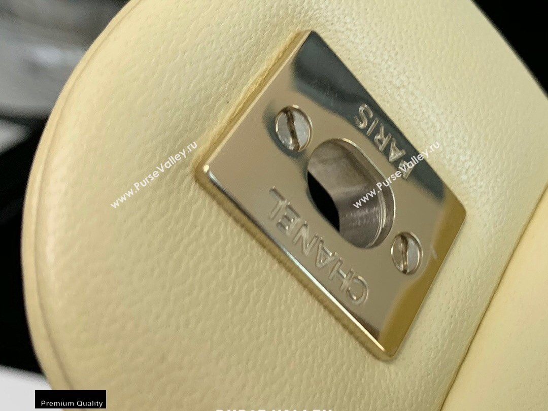 Chanel Lambskin Medium Classic Flap Bag Light Yellow 2021 (jiyuan-21022031)