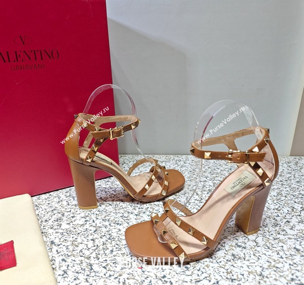Valentino Heel 10cm Rockstud Leather Chunky-heel Sandals Brown (hongyang-23101259)