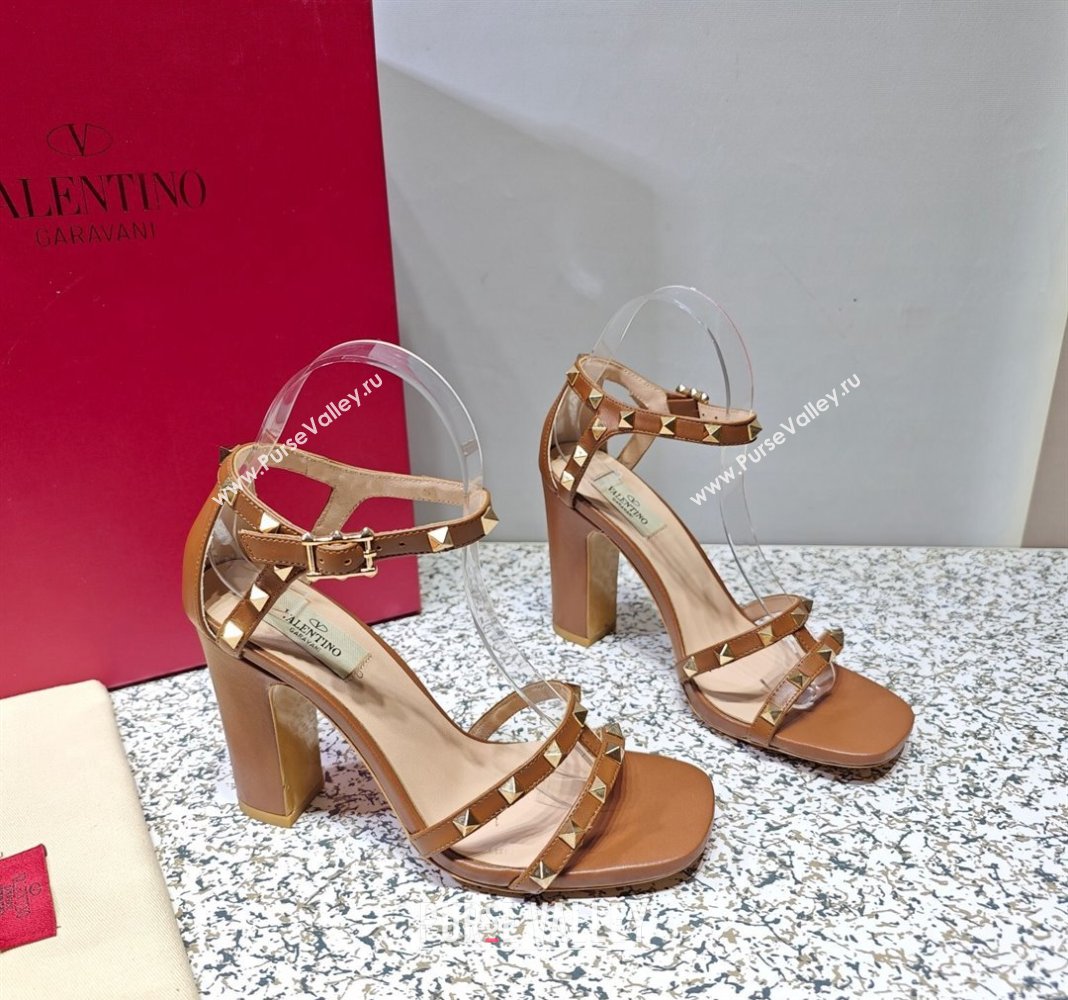 Valentino Heel 10cm Rockstud Leather Chunky-heel Sandals Brown (hongyang-23101259)