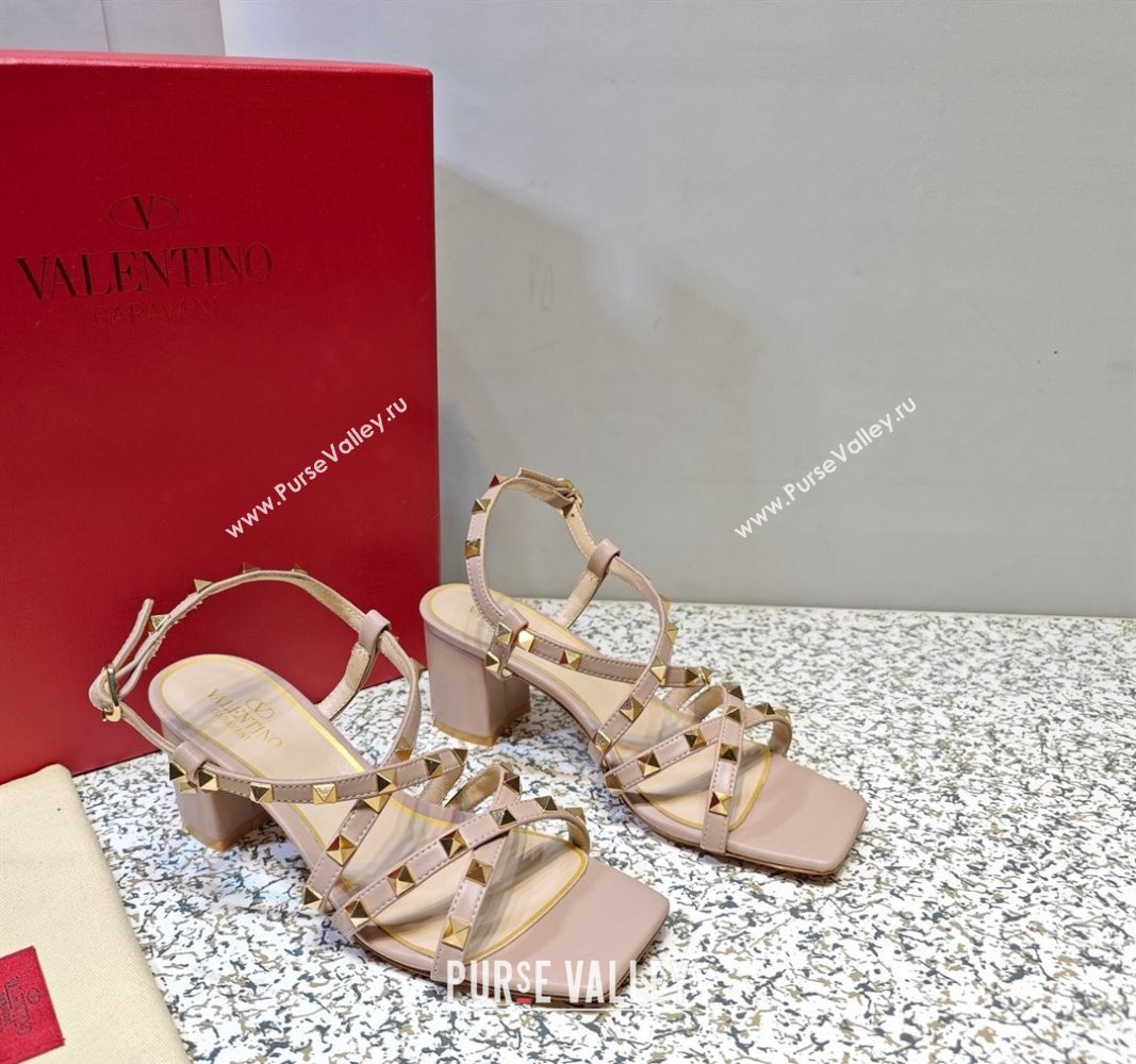 Valentino Heel 6cm Rockstud sandals with straps in calfskin leather Nude (hongyang-23101263)