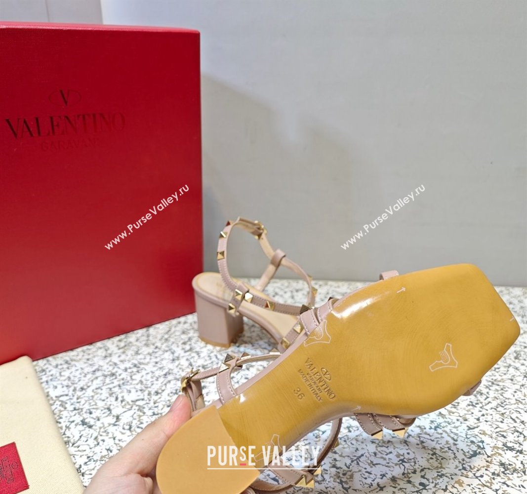 Valentino Heel 6cm Rockstud sandals with straps in calfskin leather Nude (hongyang-23101263)