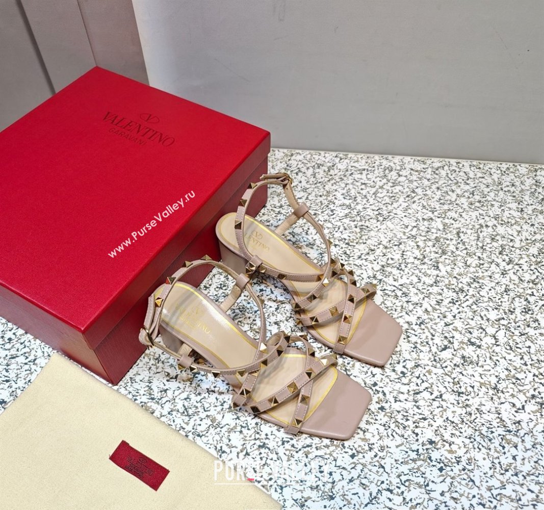 Valentino Heel 6cm Rockstud sandals with straps in calfskin leather Nude (hongyang-23101263)