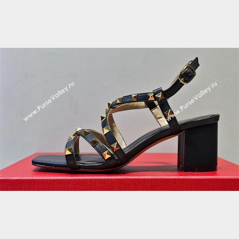 Valentino Heel 6cm Rockstud sandals with straps in calfskin leather Black (hongyang-23101260)
