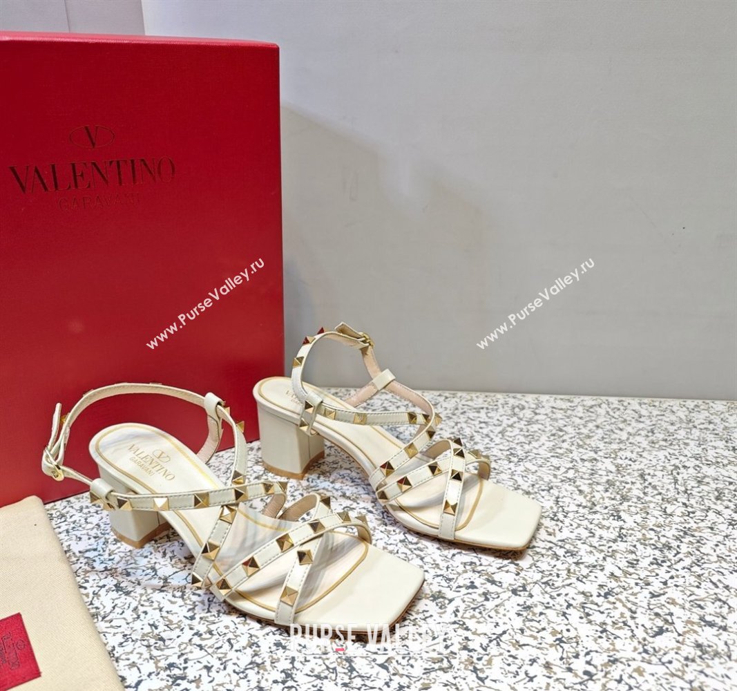 Valentino Heel 6cm Rockstud sandals with straps in calfskin leather White (hongyang-23101261)