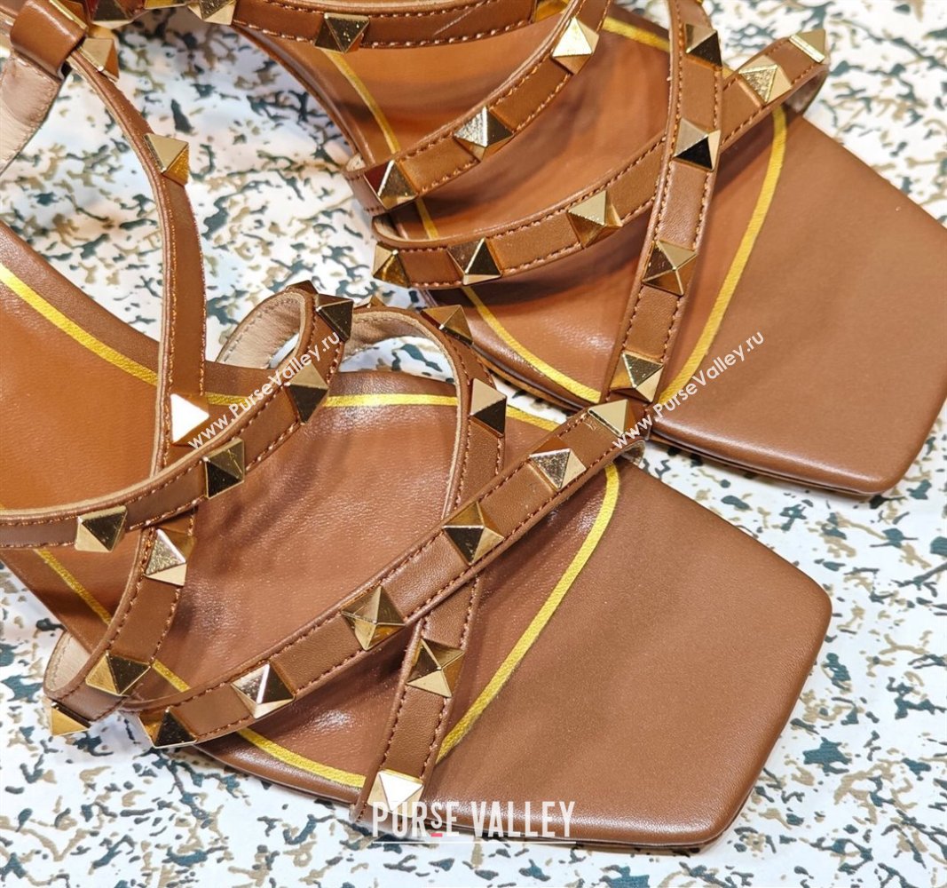 Valentino Heel 6cm Rockstud sandals with straps in calfskin leather Brown (hongyang-23101264)