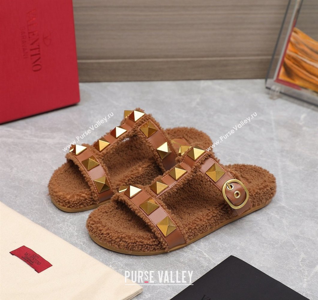 Valentino Shearling Roman Stud Slides Sandals Brown (hongyang-23101203)