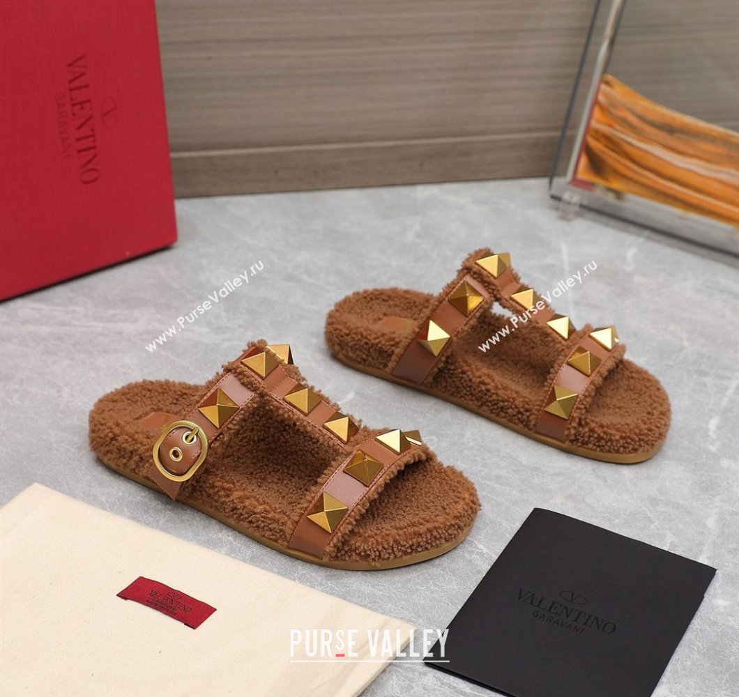 Valentino Shearling Roman Stud Slides Sandals Brown (hongyang-23101203)