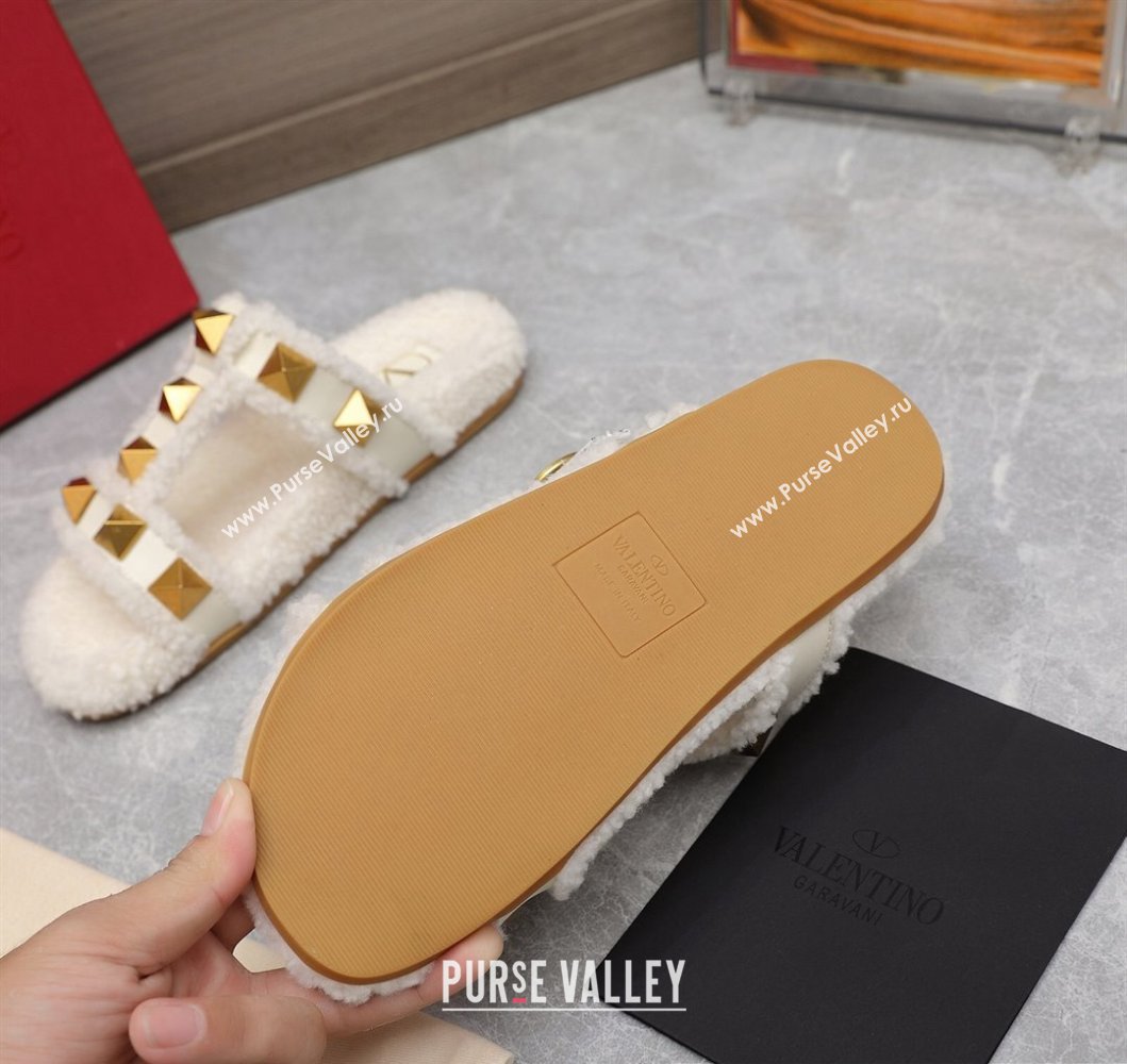 Valentino Shearling Roman Stud Slides Sandals White (hongyang-23101202)