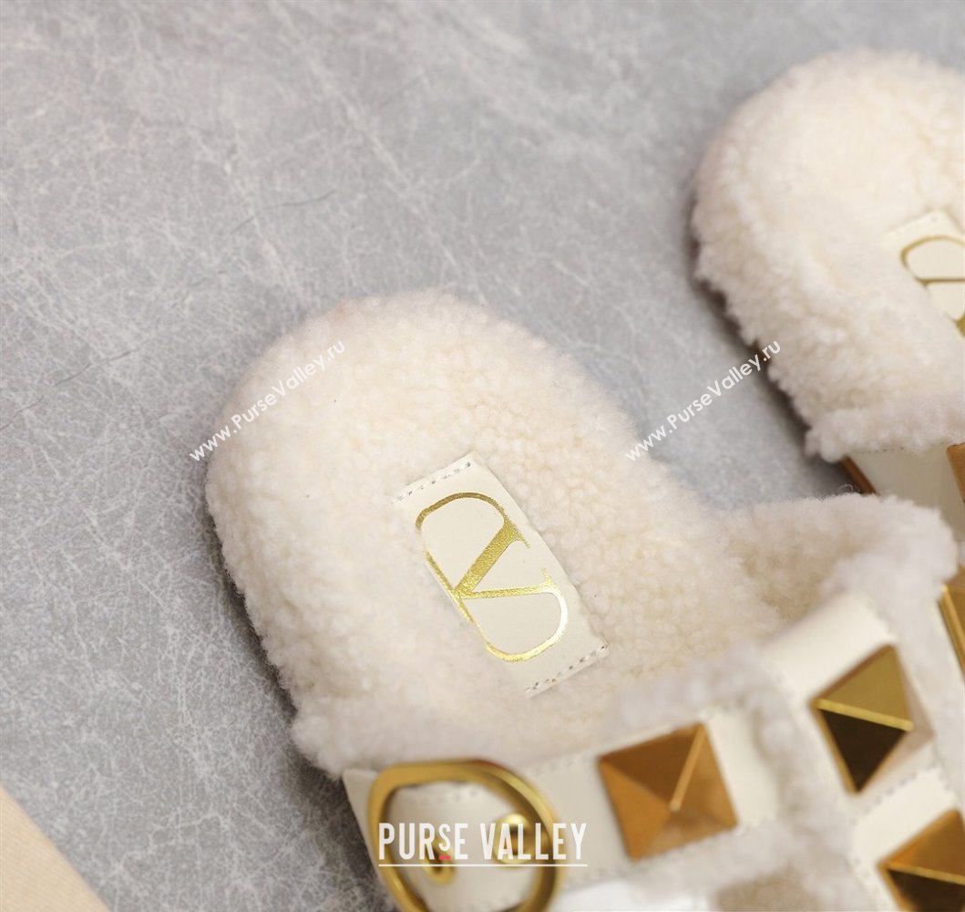 Valentino Shearling Roman Stud Slides Sandals White (hongyang-23101202)