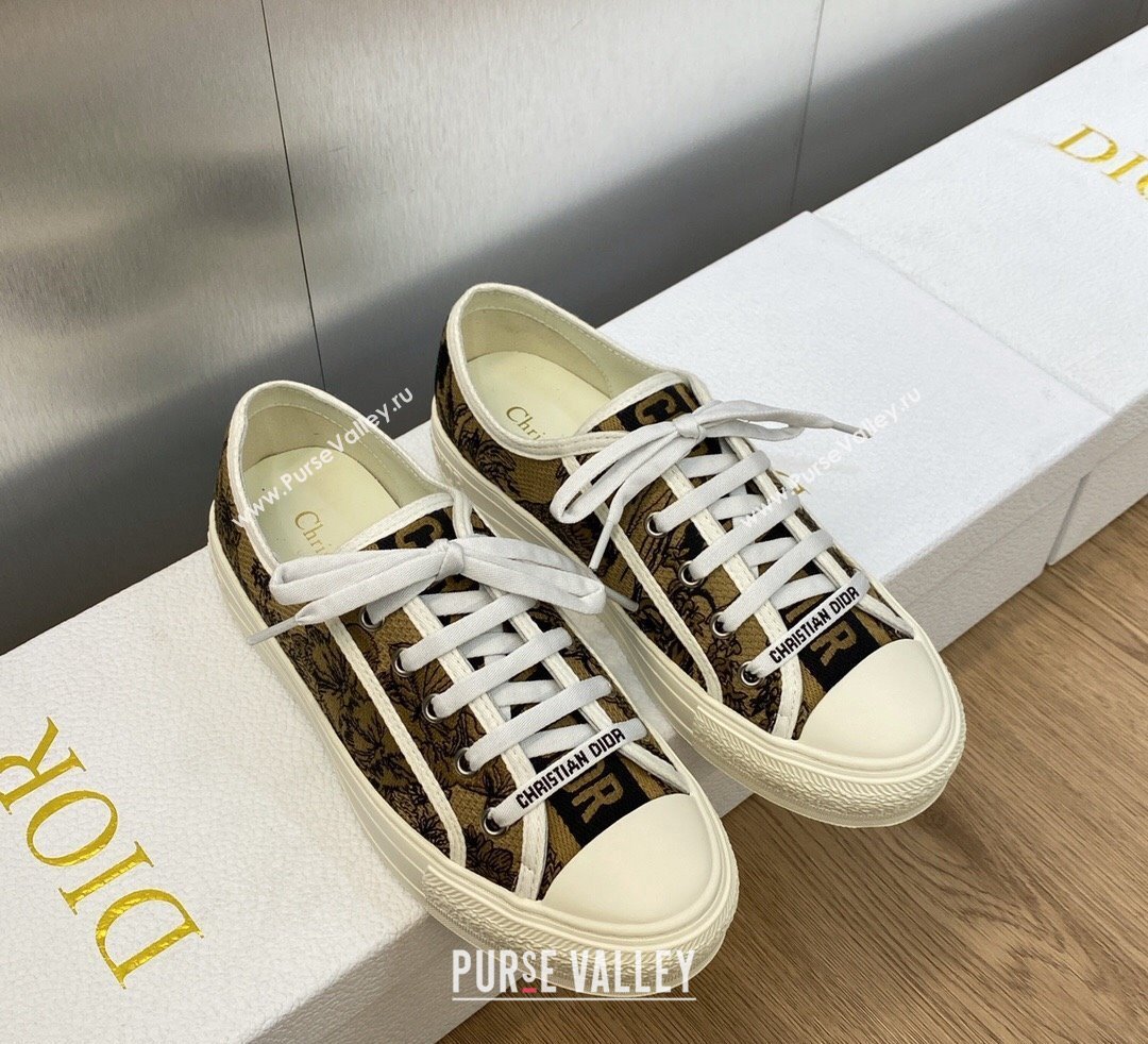 DIOR WalknDior Low Top Sneakers in Beige and Black Embroidered Cotton with Toile de Jouy Voyage Motif 2023 (jincheng-23092511)