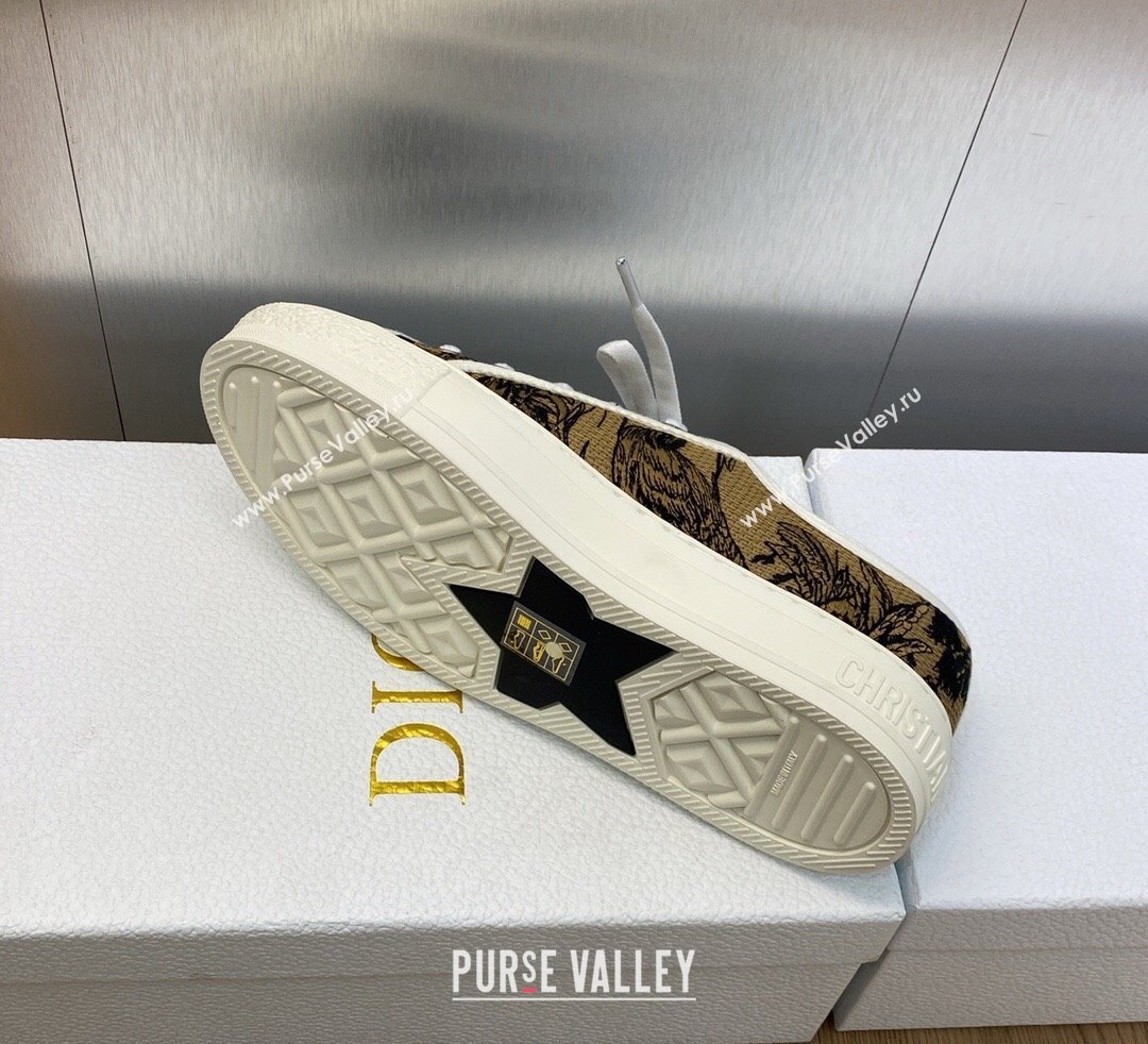 DIOR WalknDior Low Top Sneakers in Beige and Black Embroidered Cotton with Toile de Jouy Voyage Motif 2023 (jincheng-23092511)