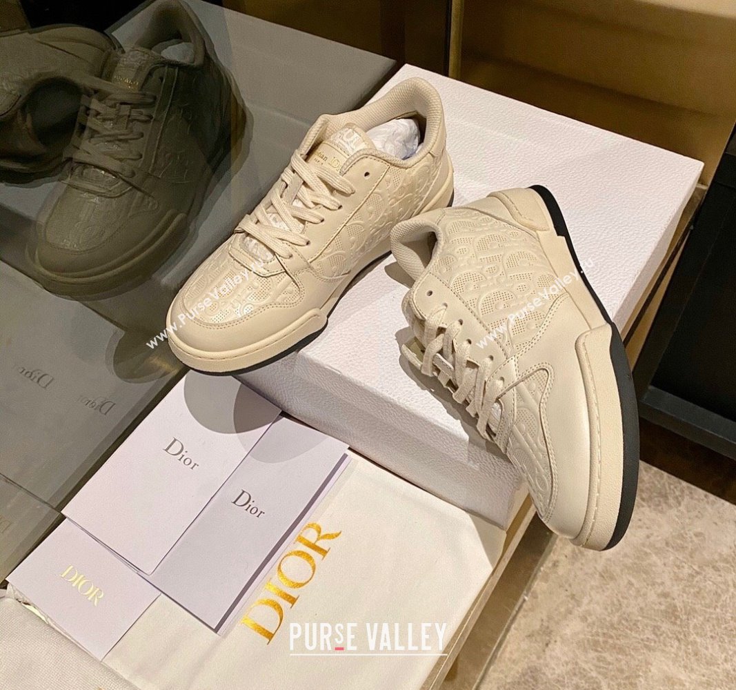 DIOR One Sneakers in Oblique Perforated Calfskin 02 2023 (modeng-23092314)