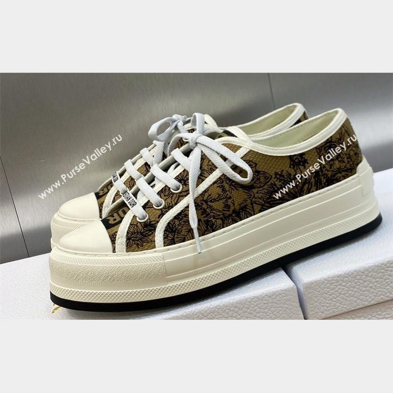 DIOR WalknDior Platform Low Top Sneakers in Beige and Black Embroidered Cotton with Toile de Jouy Voyage Motif 2023 (modeng-2309