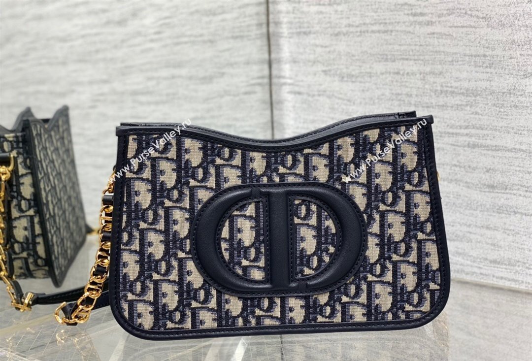 Dior CD Signature Hobo Mini Bag in Blue Dior Oblique Jacquard 2023 (XXG-23100607)