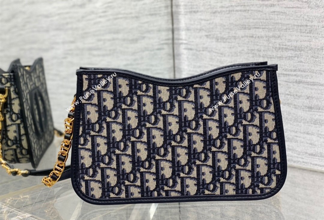 Dior CD Signature Hobo Mini Bag in Blue Dior Oblique Jacquard 2023 (XXG-23100607)