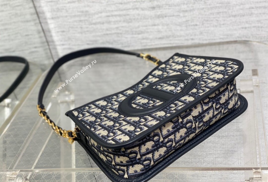 Dior CD Signature Hobo Mini Bag in Blue Dior Oblique Jacquard 2023 (XXG-23100607)